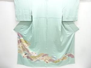 牛坂源吾作　本場加賀友禅　地紙に花古典柄三つ紋色留袖